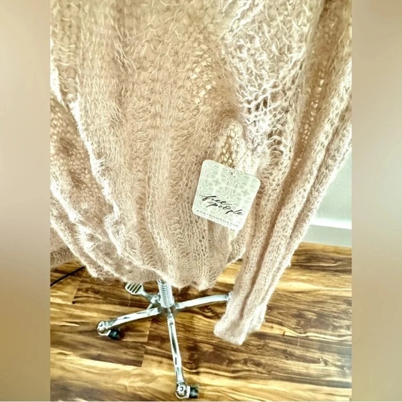 Free People Angel Soft Alpaca Blend Frappuccino Cable Knit Sweater - Picture 2 of 7